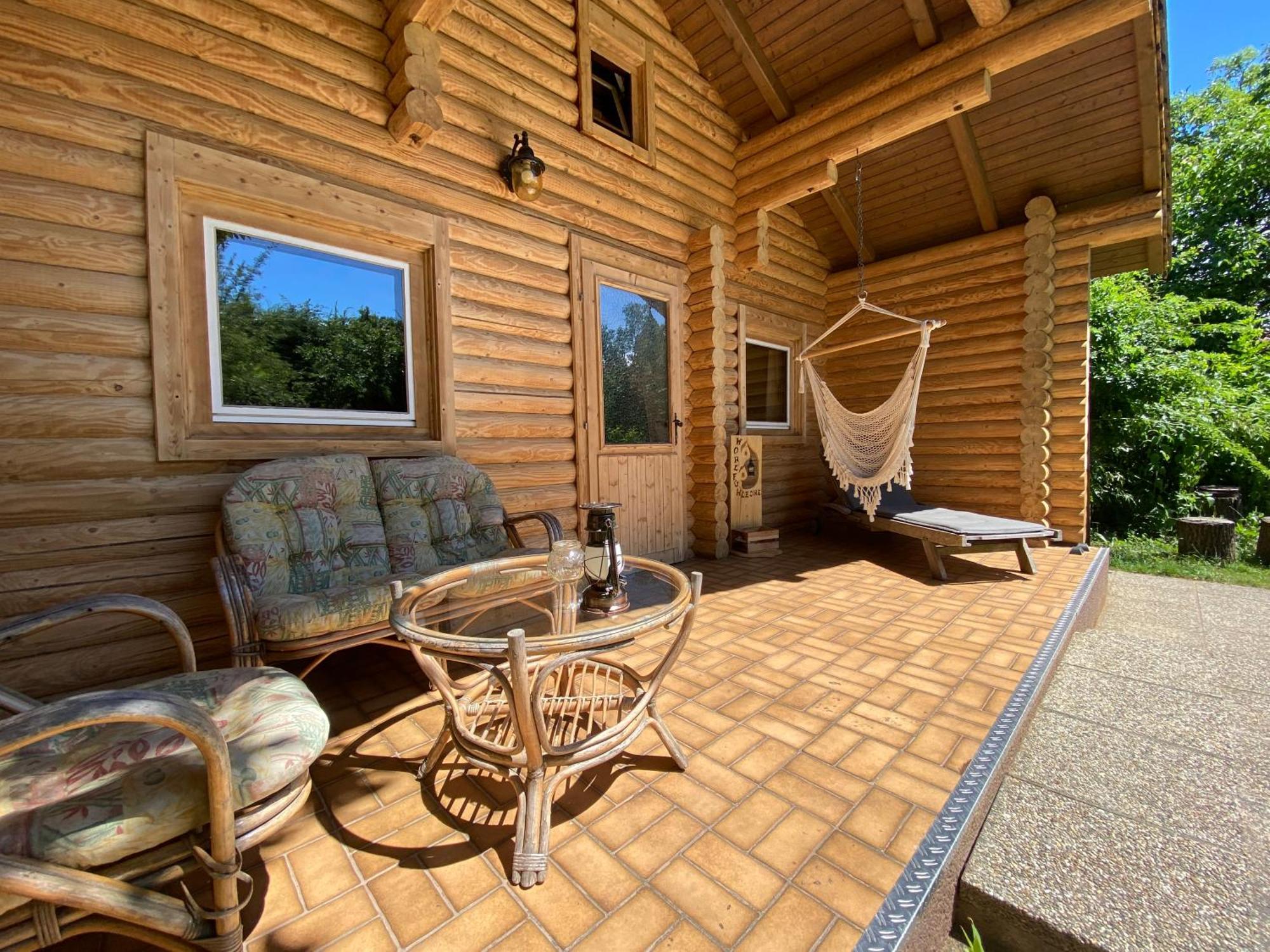 Gemütliche Blockhütte in Wiennähe Zofing Exterior foto